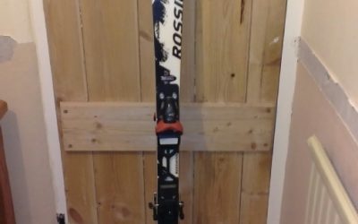 FOR SALE – 2 pairs of Rossignol 150 Slalom skis